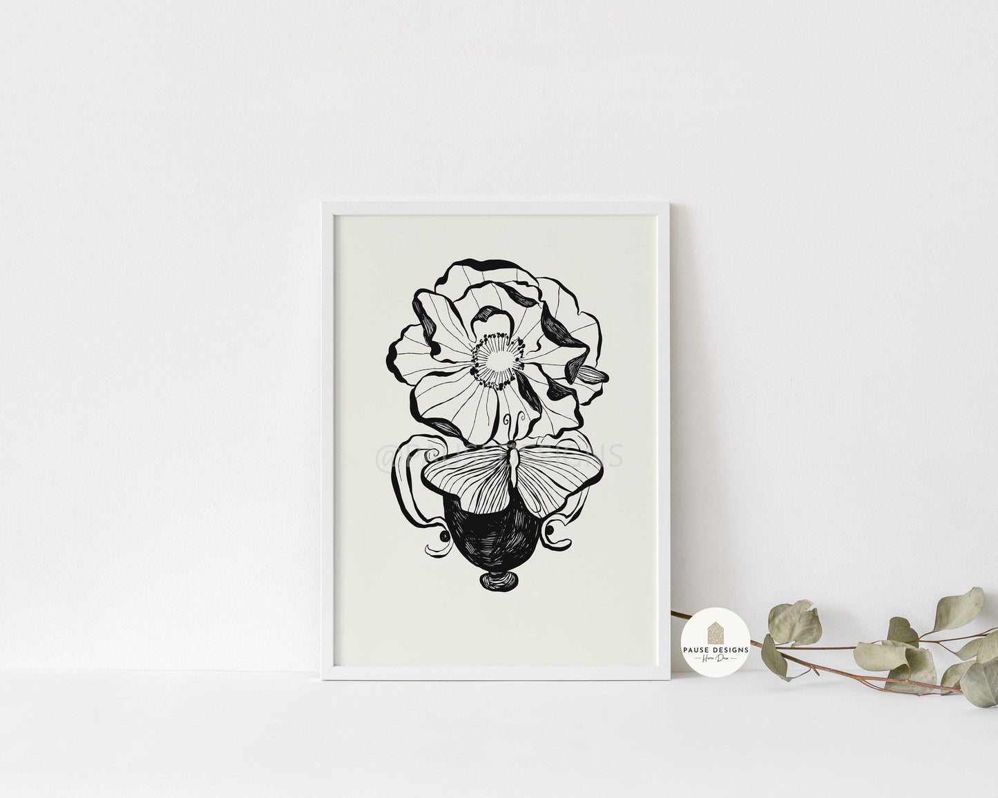a black and white drawing of a flower
