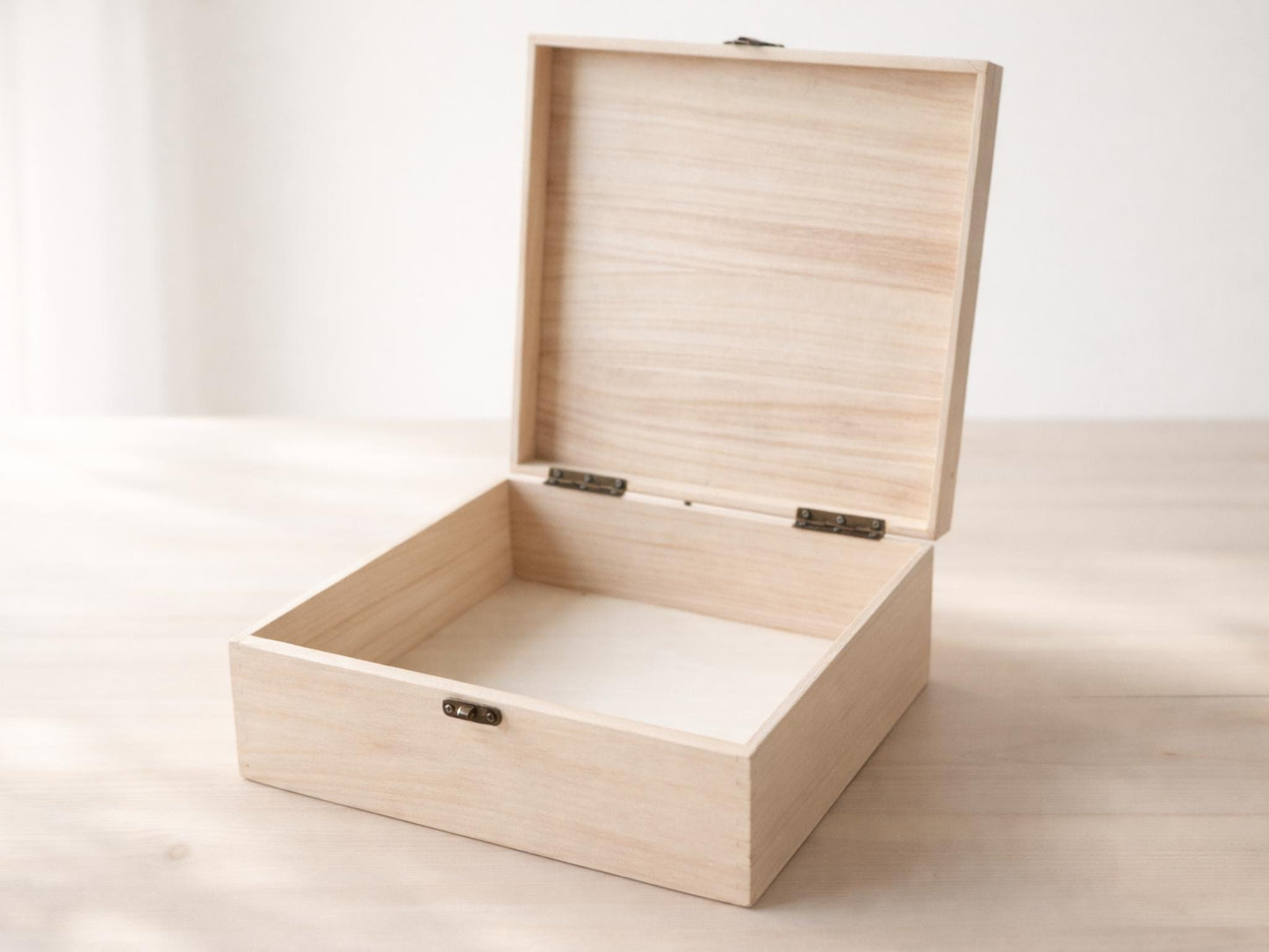 Personalised Engraved Wedding Venue Wooden Memory Box - Keepsake Gift